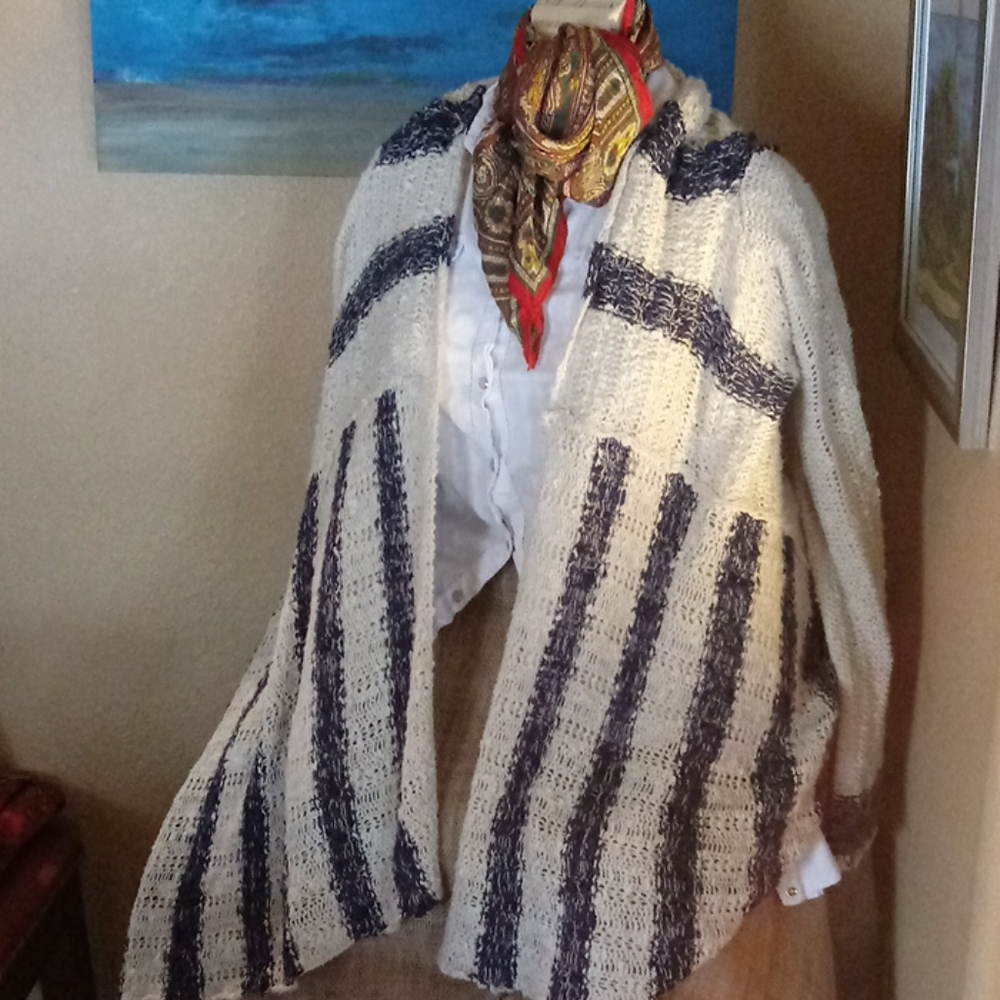 Euphoria  LA. Blue Stripe Knit Sweater/Wrap